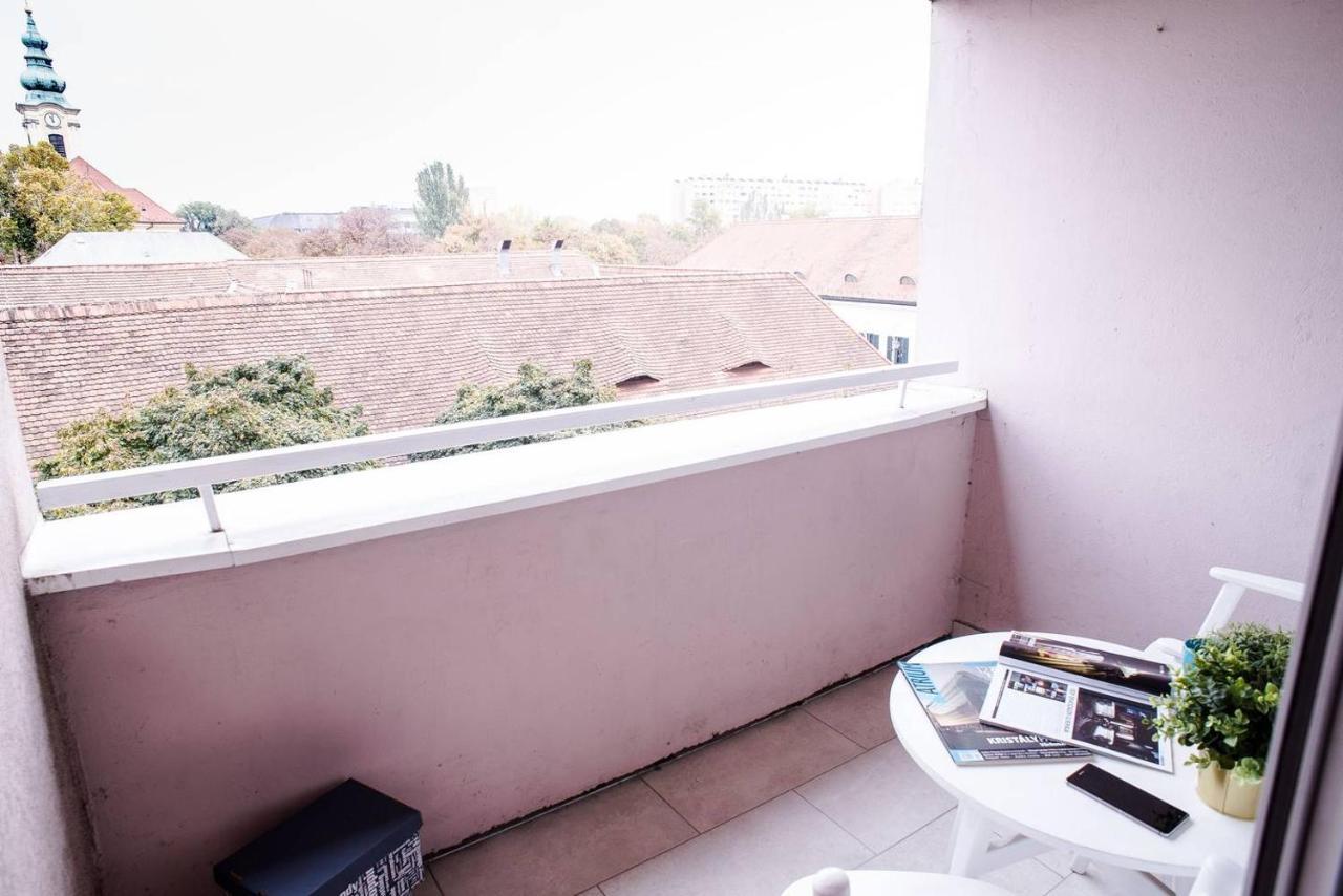 Peaceful, Cozy And New Apartment With Balcony Budapest Exterior photo
